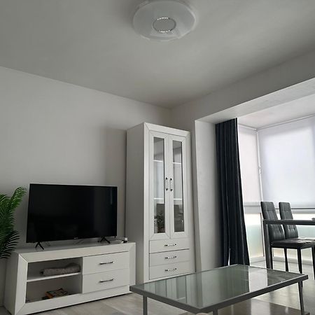 Apartamento Suzanna ベニドルム エクステリア 写真